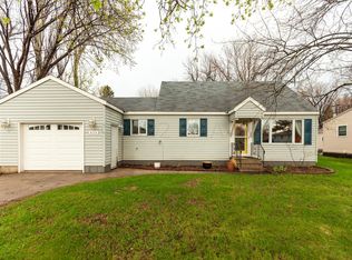 808 3rd St SE, Barnesville, MN 56514