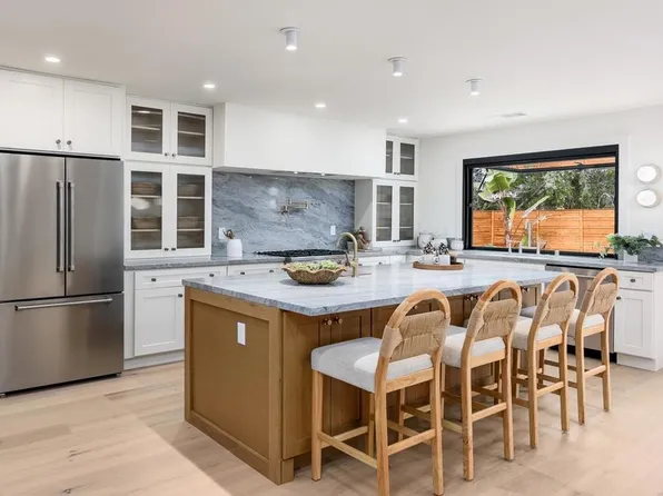 602 Fresca St, Solana Beach, CA 92075