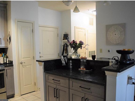 4th image of 2665 Prosperity Ave APT 124
