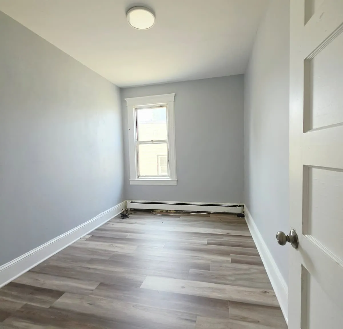 3 bed, 1000 sqft, $2,650 — Photo 4