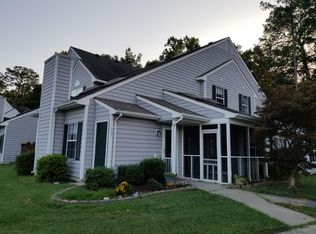 903 Hamlet Ct, Yorktown, VA 23693
