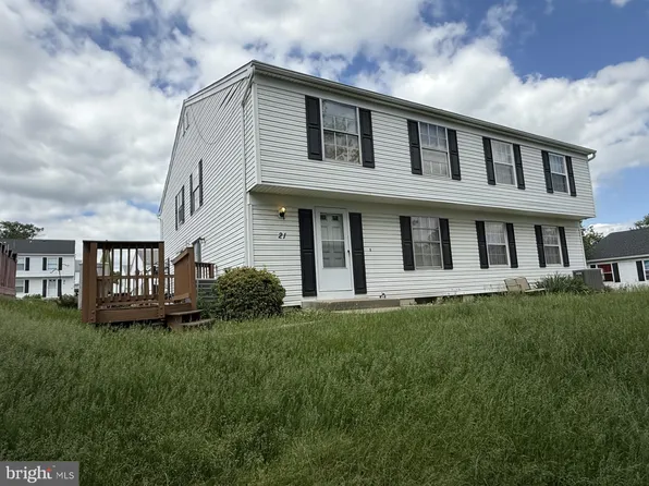 21 Ewing Dr #C, Reisterstown, MD 21136