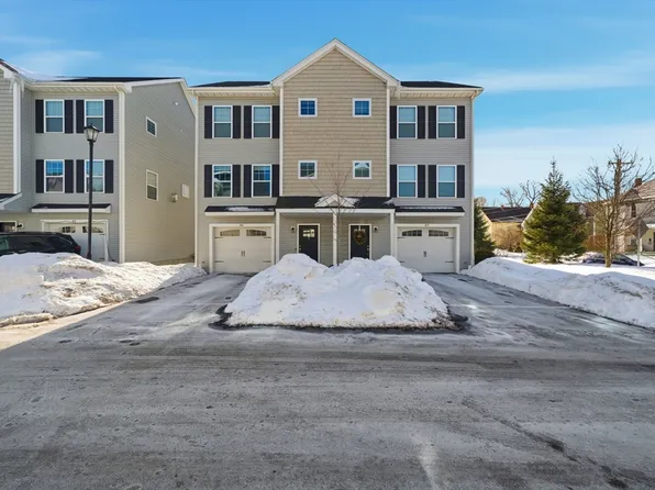 1400 Gorham St Unit 46, Lowell, MA 01852