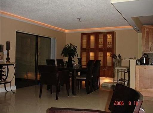 2nd image of 2009 Saint Andrews Rd
