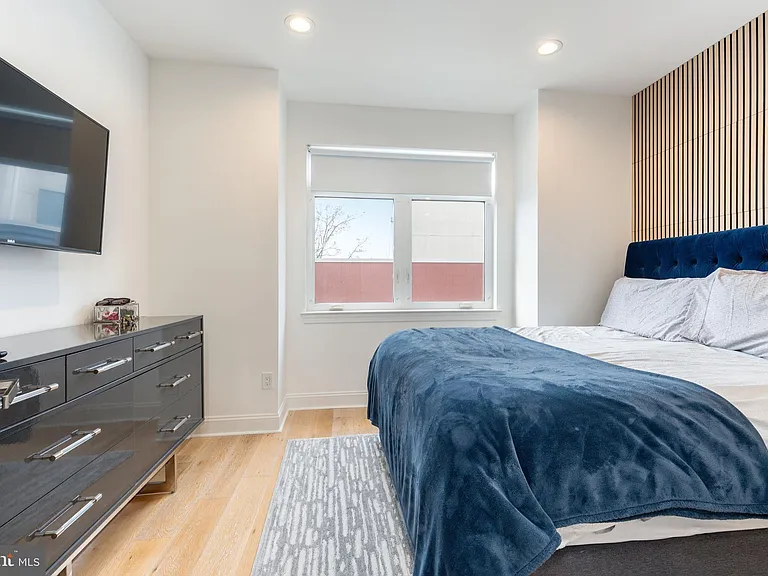 2147 Cross St — Photo 21