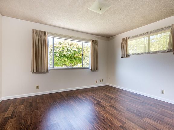 008_Master Bedroom_08102017
