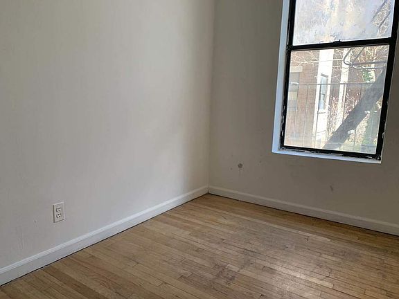 3rd image of 349 Amsterdam Ave APT 2R