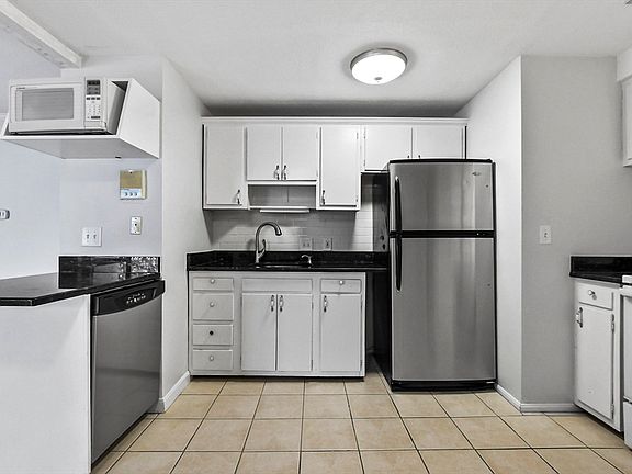 2nd image of 230 Essex St #22
