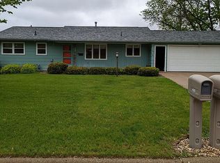 401 Flint St, Cherokee, IA 51012