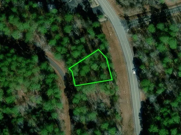 8 Casino Cir, Hot Springs Village, AR 71909