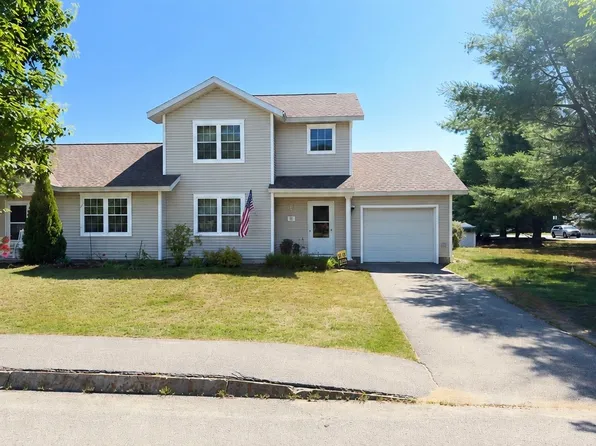 33 Guadalcanal Dr #33, Brunswick, ME 04011
