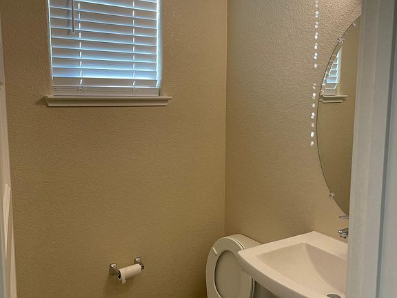4th image of 4300 Ocean Ln