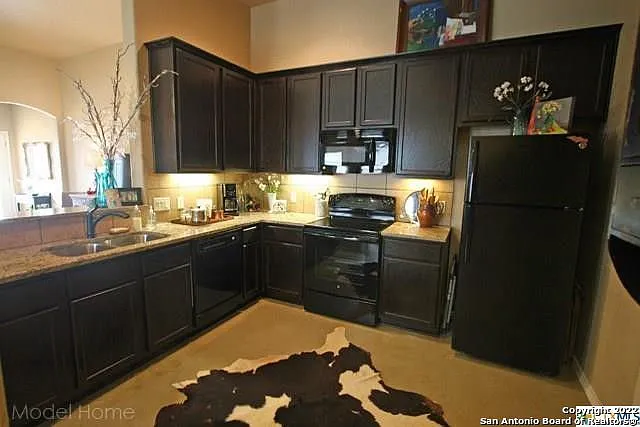 2546-2548 Pahmeyer Rd — Photo 4