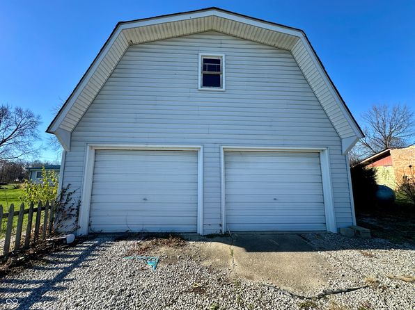 8418 S State Road 39, Clayton, IN 46118