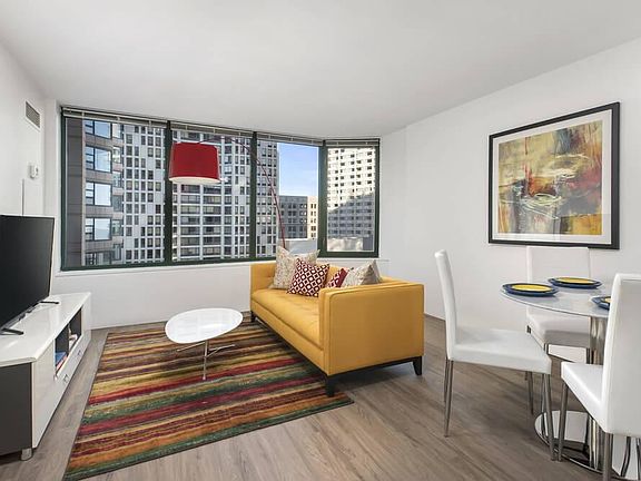 2nd image of 615 N Wabash Ave #15E