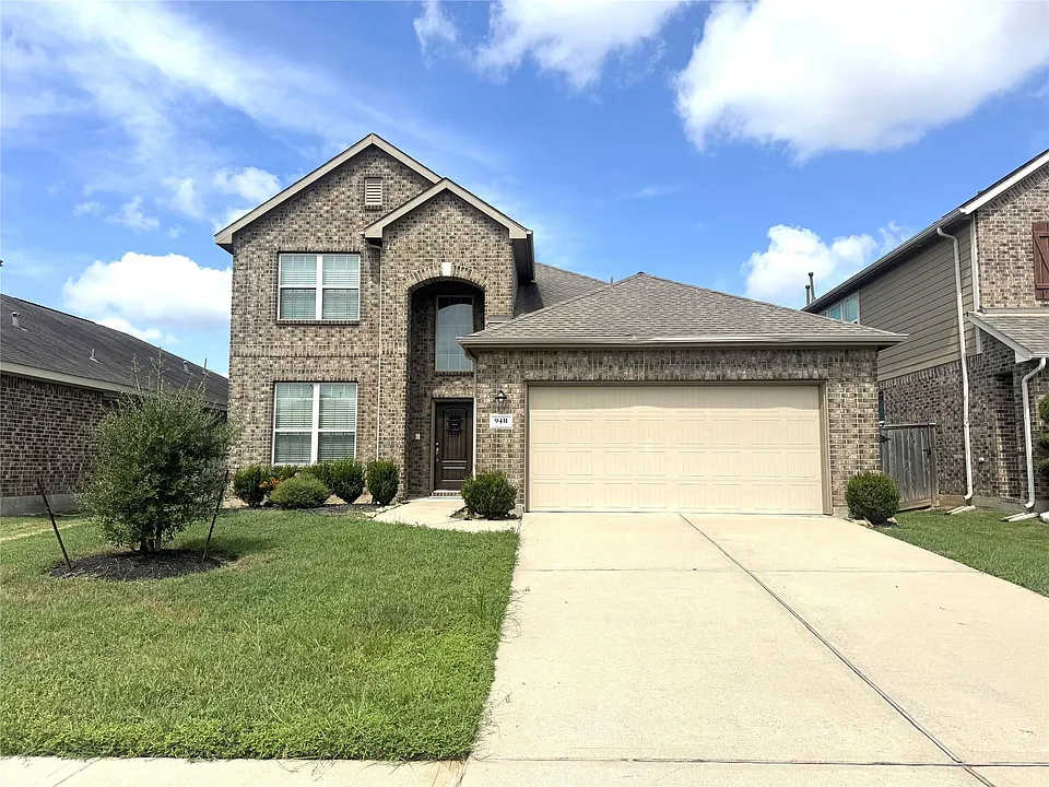 9431 Summer River Dr