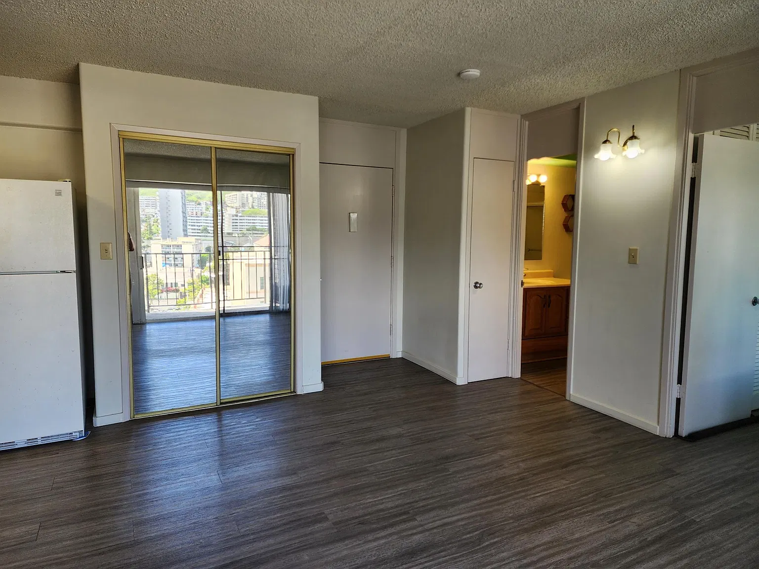 818 S King St — Photo 2