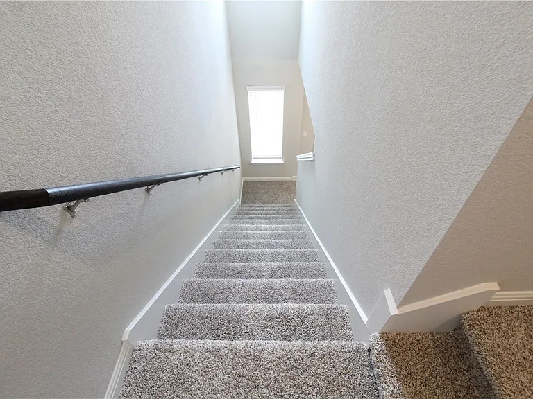 2028 Arendale Dr — Photo 23