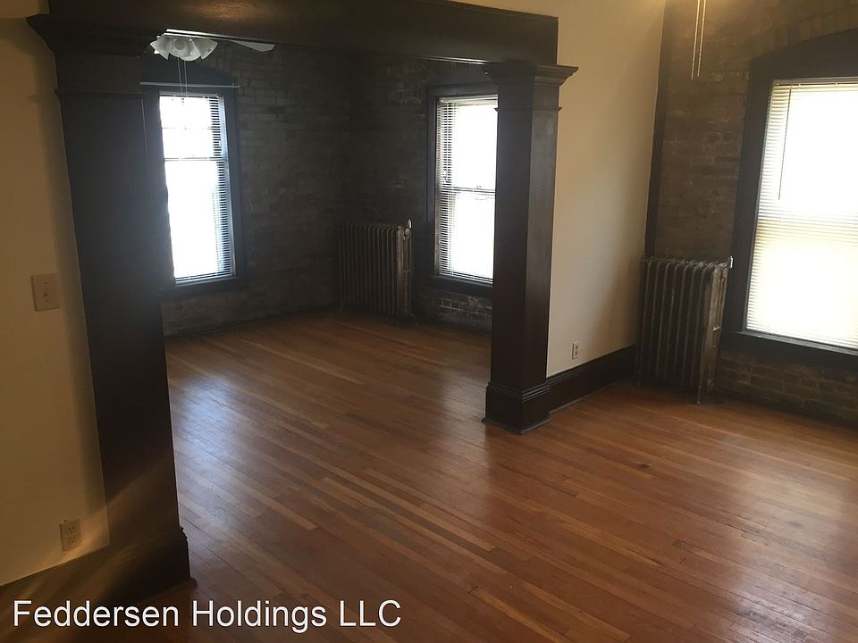 1st image of 203 E 19th St #24