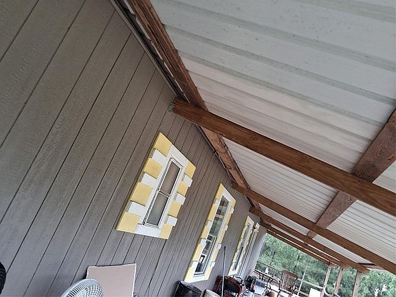 5th image of 3646 Upper Leggett Rd