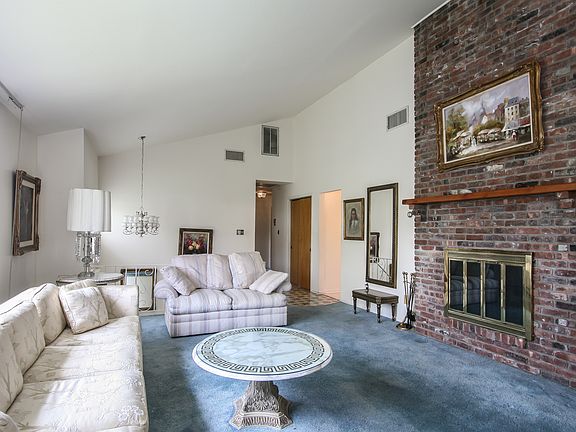 Living Room with 2 Sided Fireplace