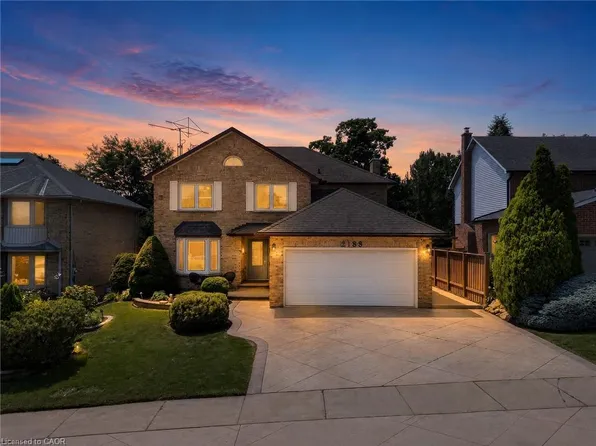 2188 Bader Cres, Burlington, ON L7P 4N6