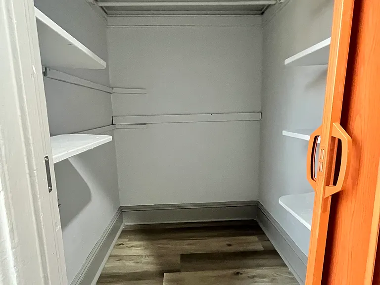 156 Wegman Pkwy #3 — Photo 10