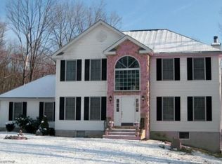 48 Brook Song Way, East Stroudsburg, PA 18301