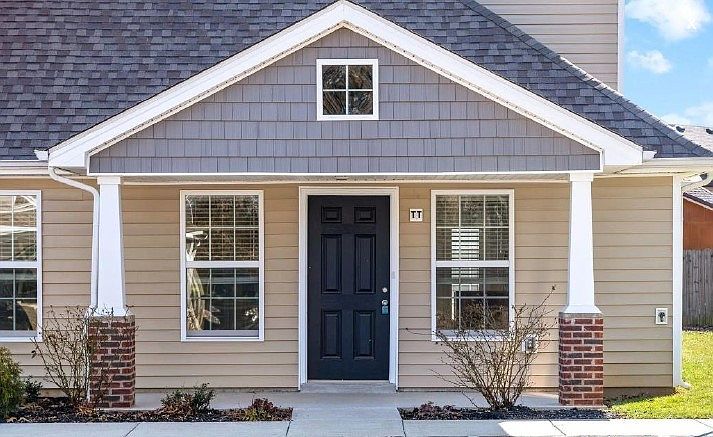 1st image of 638 Stowe Ct #Tt