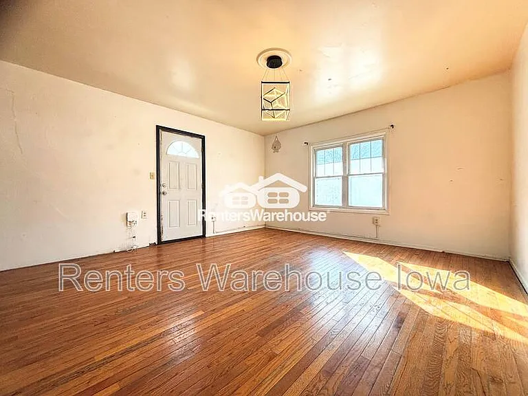 1171 21st St #2 — Photo 3