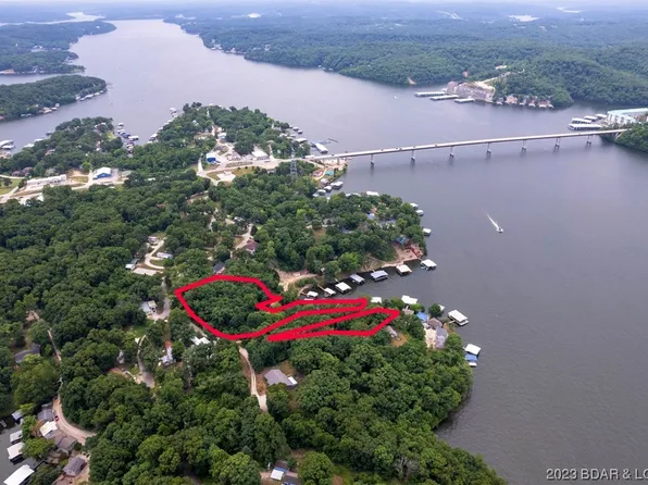 Swallow Point, Sunrise Beach, MO 65079