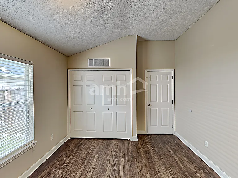 6076 Scenic Meadow Ln — Photo 8