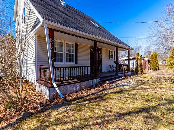 4th image of 139 Ruggles Rd