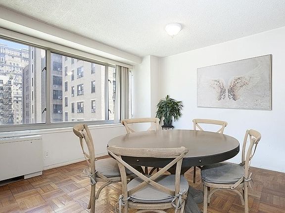 4th image of 315 W 70th St APT 14D