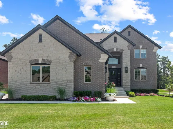 5962 Park Ave, Washington, MI 48095