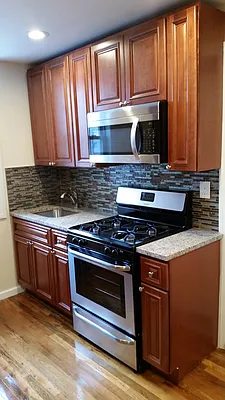 Rented by MCR Realty | media 38