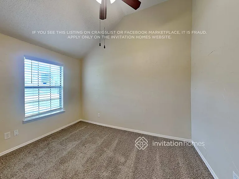 2113 Stein Way — Photo 17