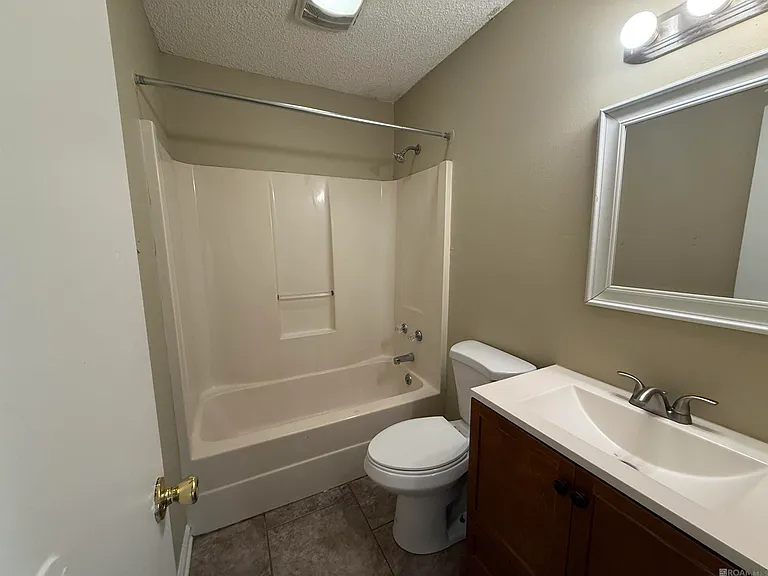 3756 Karen Dr — Photo 10