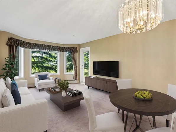 3208 W Hawksbrow Point NW #3208, Calgary, AB T3G 4C9