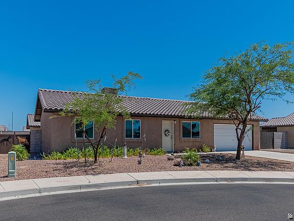 2nd image of 3613 S Isabel Dr