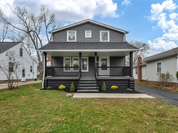 1300 Sunset Rd, Mayfield Heights, OH 44124