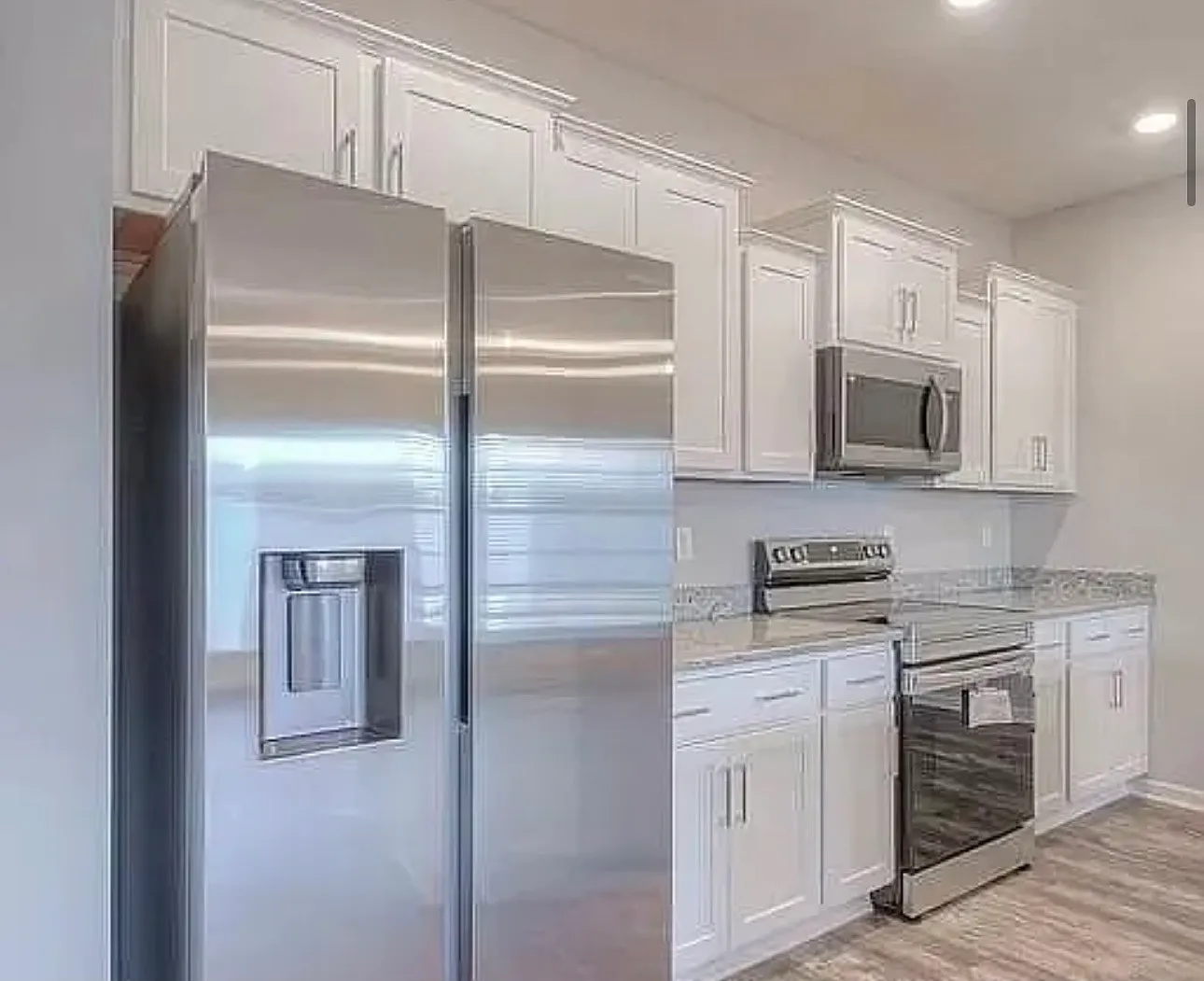 3 bed, 2.5 bath, 1779 sqft, $2,400 — Photo 4