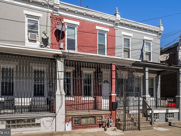 2nd image of 1171 Lansdowne Ave