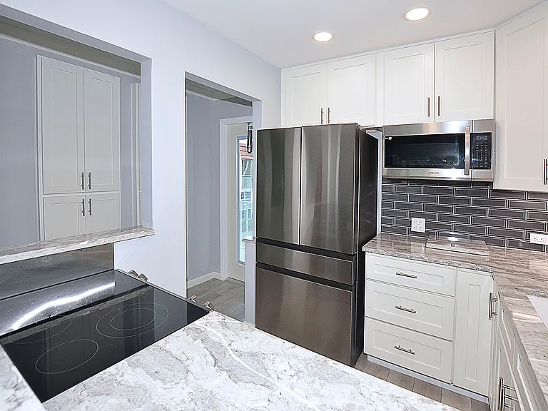 50 Woodland Dr #207 — Photo 4