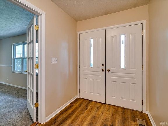 5th image of 2136 Granada Dr