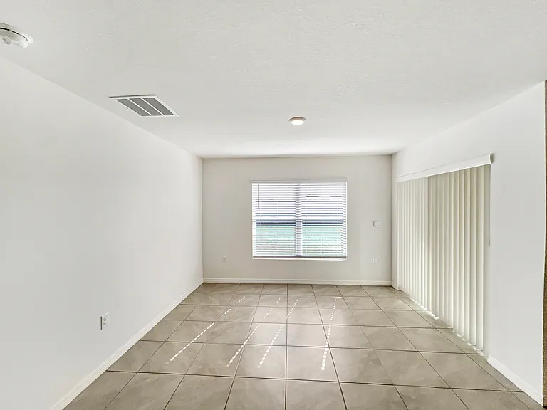 5563 SW 43rd Ct — Photo 20