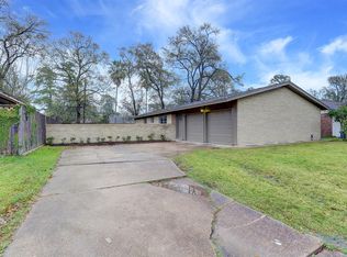 13327 Hollypark Dr, Houston, TX 77015