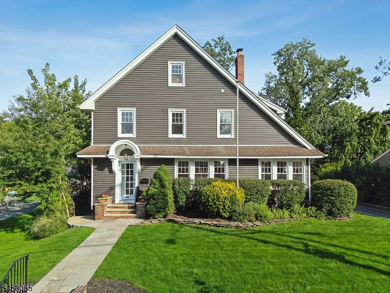 1st image of 28 Oberlin St