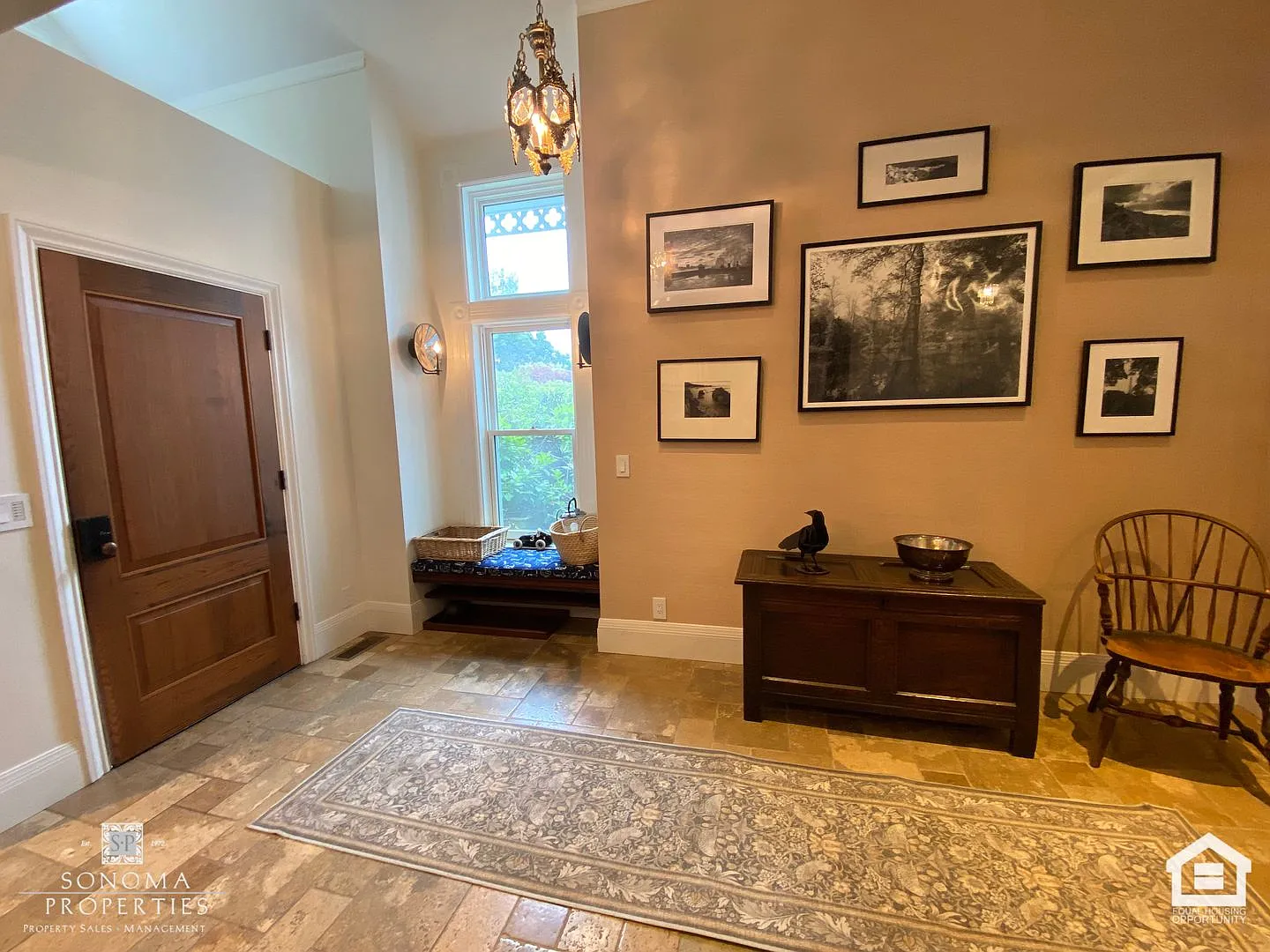 Stunning Furnished Eastside Home — Photo 2