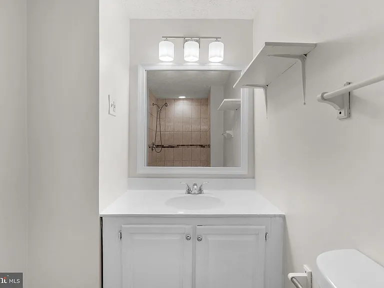 14205 Castlemoor Ct — Photo 7